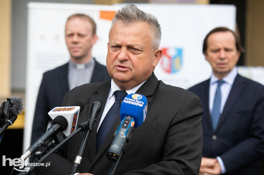 Środki ochrony osobistej z ROPS-u