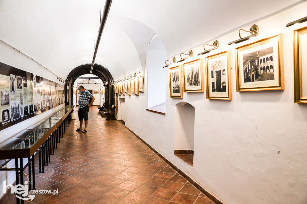 Nowa wystawa fotograficzna w Zamku Baranów Sandomierski