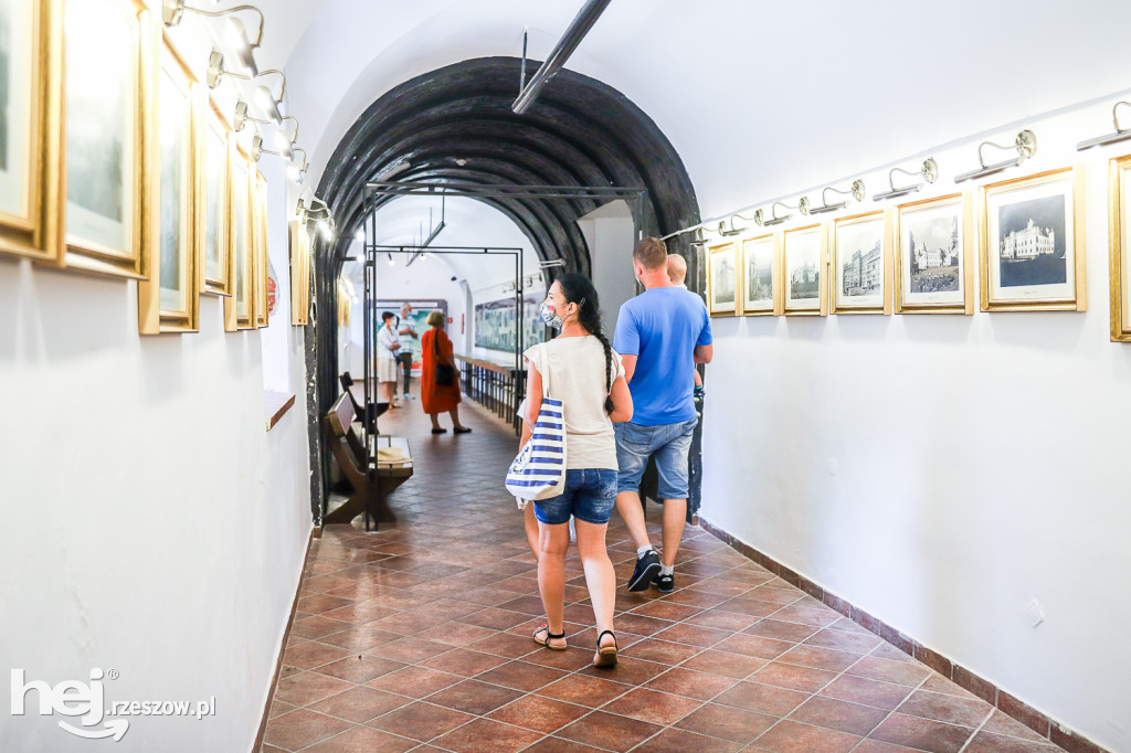 Nowa wystawa fotograficzna w Zamku Baranów Sandomierski