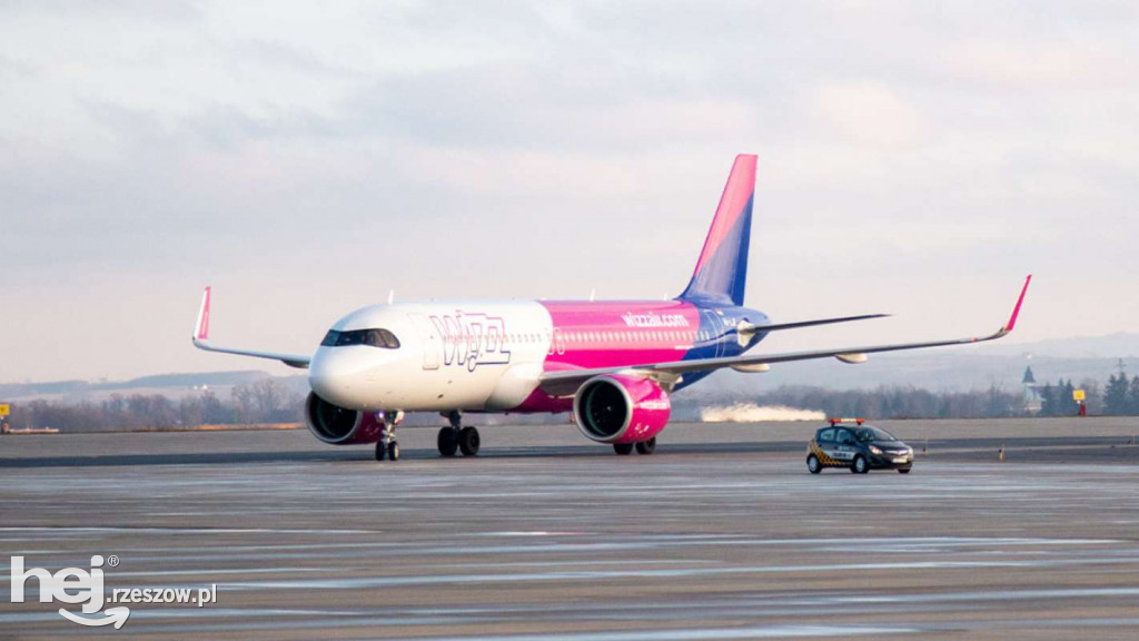 Wizz Air inauguruje loty z Jasionki