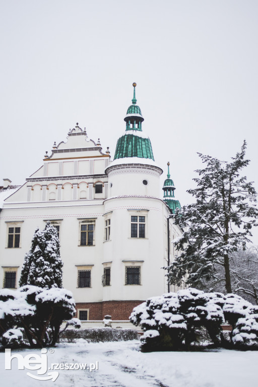 Zamek w Baranowie Sandomierskim Zimą