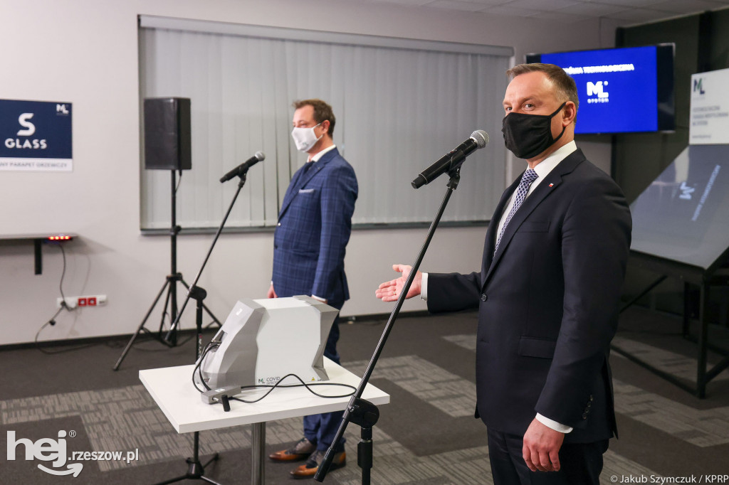 Prezydent Duda w Rzeszowie. Powstało urządzenie wykrywające COVID z oddechu