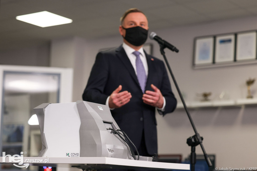 Prezydent Duda w Rzeszowie. Powstało urządzenie wykrywające COVID z oddechu