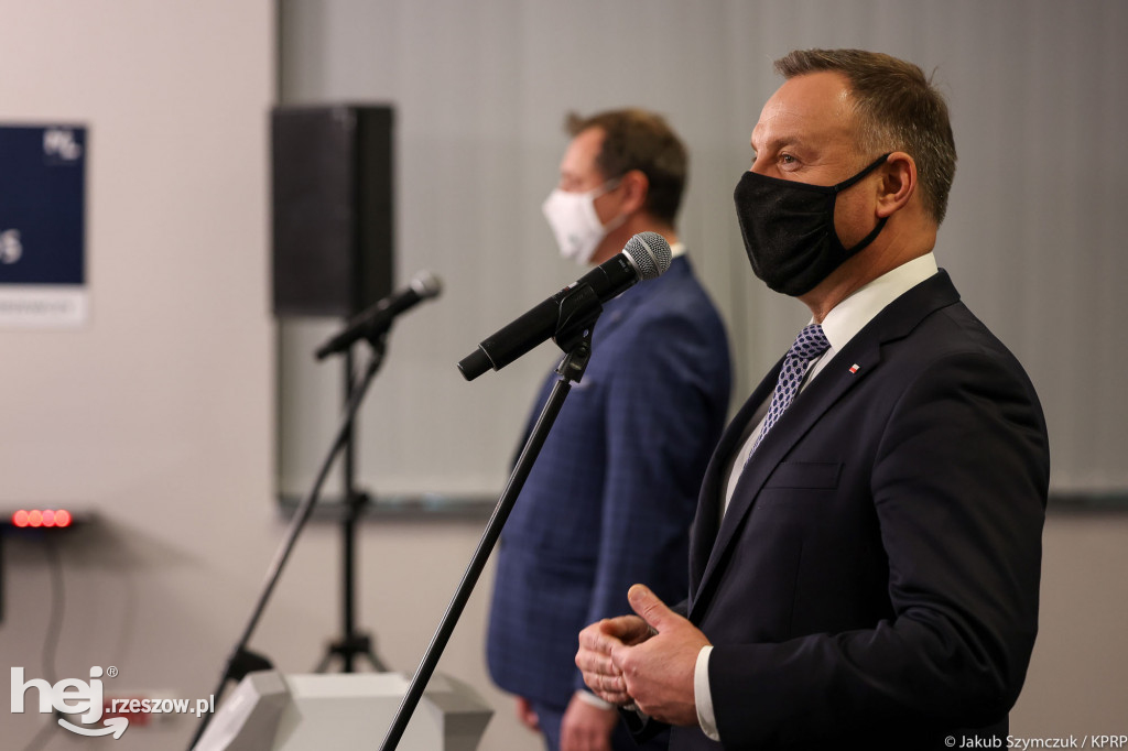 Prezydent Duda w Rzeszowie. Powstało urządzenie wykrywające COVID z oddechu