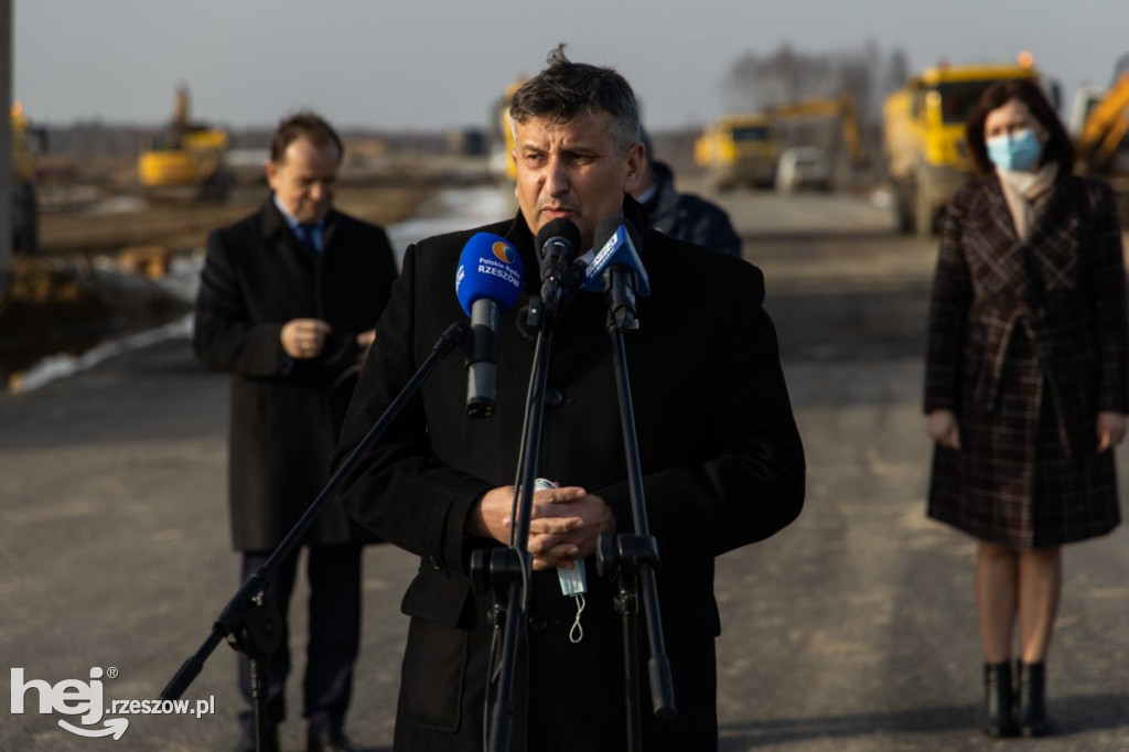 Andrzej Adamczyk na budowie S19