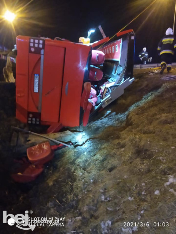 Katastrofa autobusu na A4! Sześć osób nie żyje
