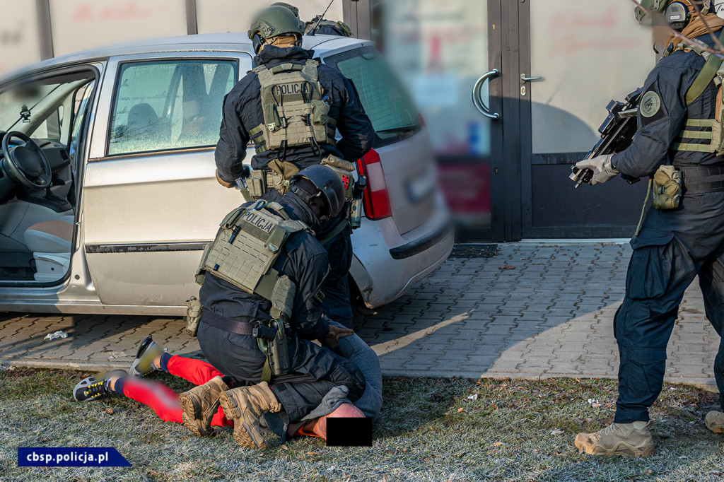 Rozbity gang prowadził agencje towarzyskie na Podkarpaciu