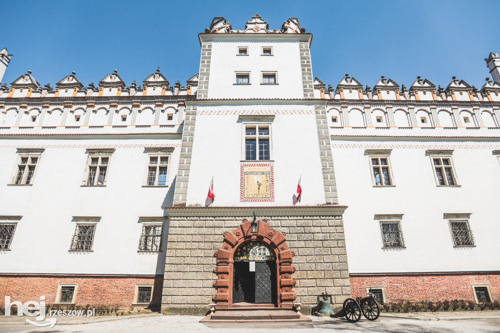 Zamek w Baranowie Sandomierskim w wiosennej odsłonie
