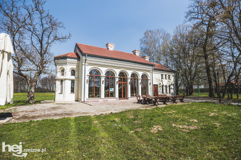 Zamek w Baranowie Sandomierskim w wiosennej odsłonie