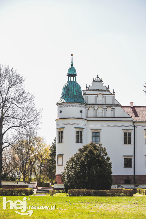 Zamek w Baranowie Sandomierskim w wiosennej odsłonie
