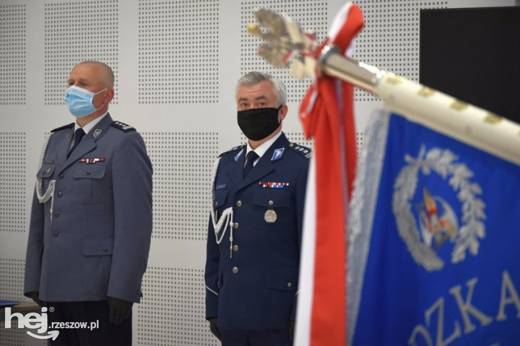 Ślubowanie nowych policjantów