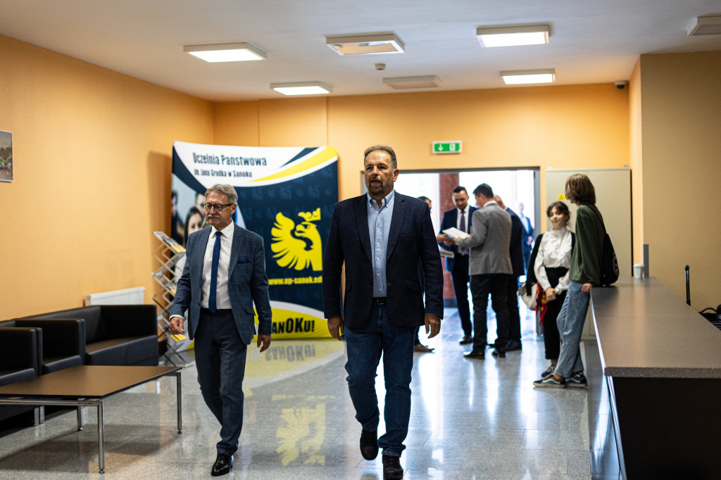 Debata Miasto Sanok a Podkarpacka Dolina Wodorowa - szanse i wyzwania