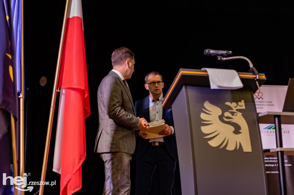 Debata Miasto Sanok a Podkarpacka Dolina Wodorowa - szanse i wyzwania
