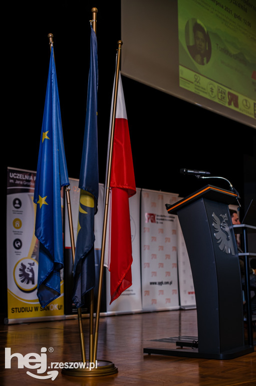 Debata Miasto Sanok a Podkarpacka Dolina Wodorowa - szanse i wyzwania