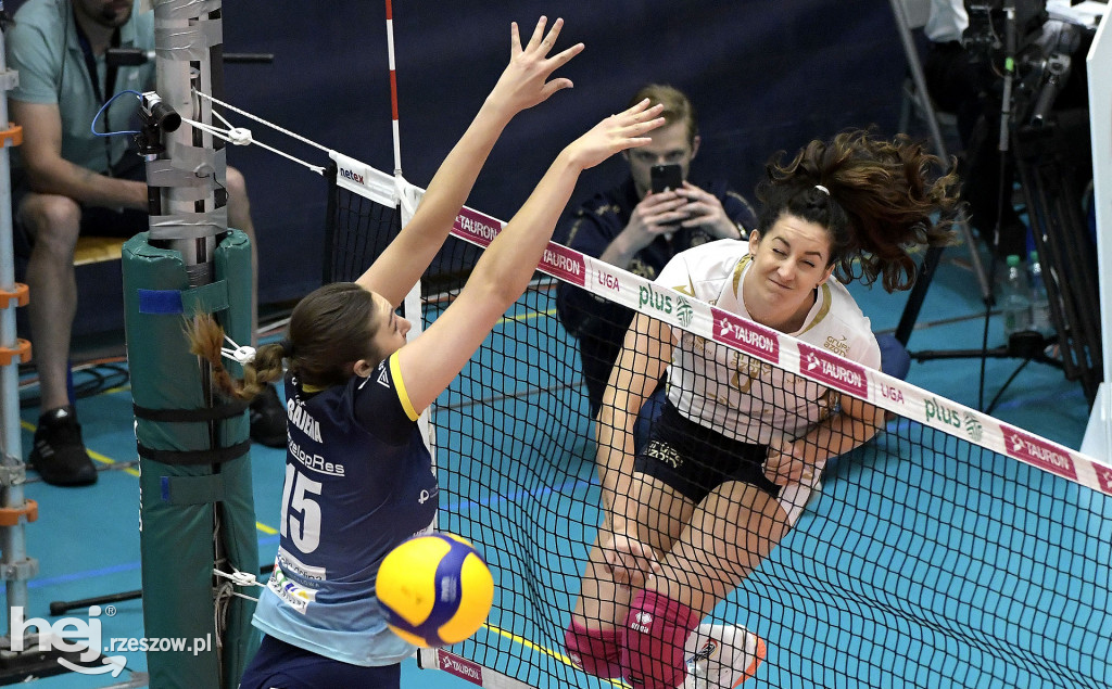 Grupa Azoty Chemik Police - Developresem BELLA DOLINA Rzeszów