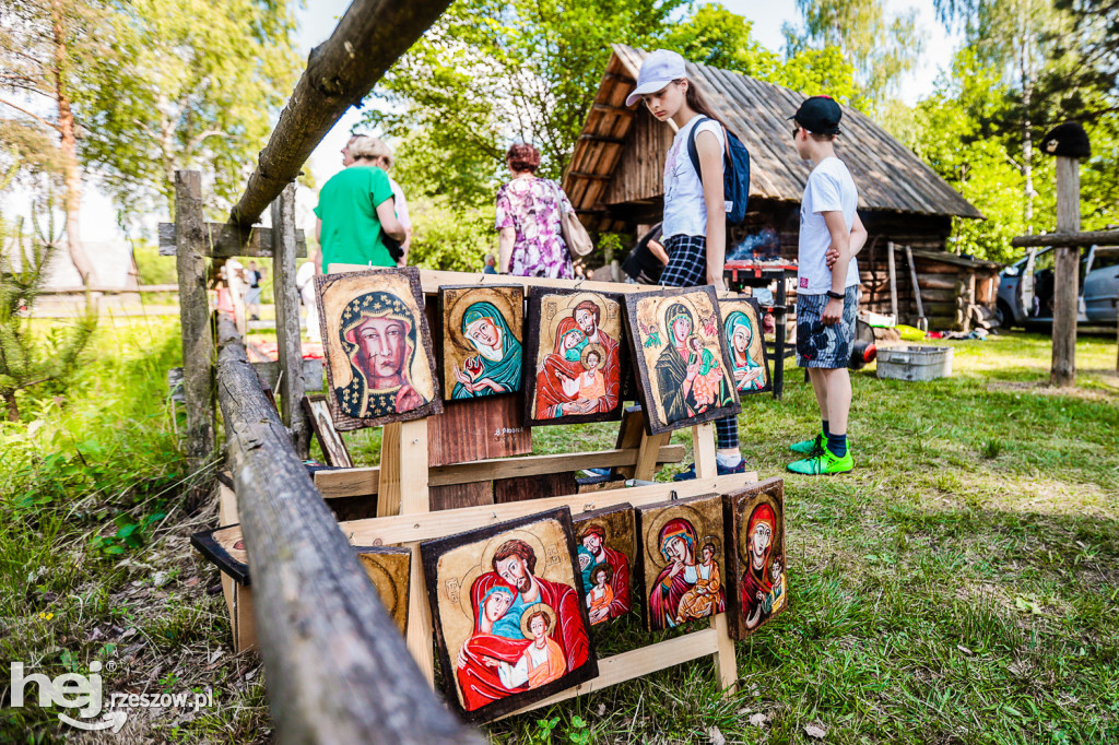 Prezentacje Twórczości Ludowej Lasowiaków i Rzeszowiaków