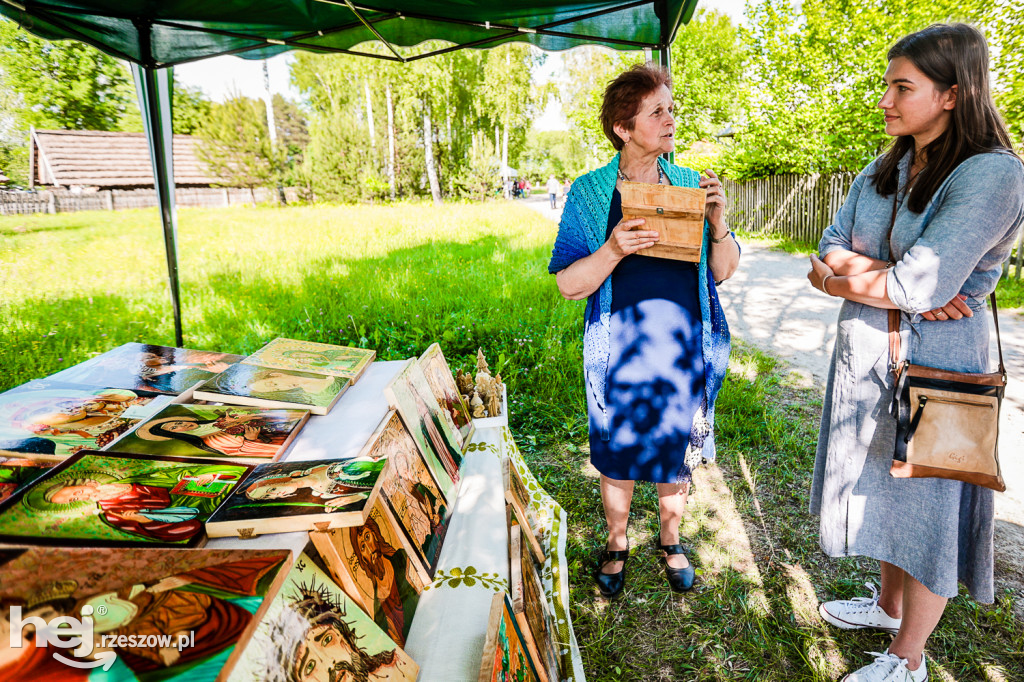 Prezentacje Twórczości Ludowej Lasowiaków i Rzeszowiaków