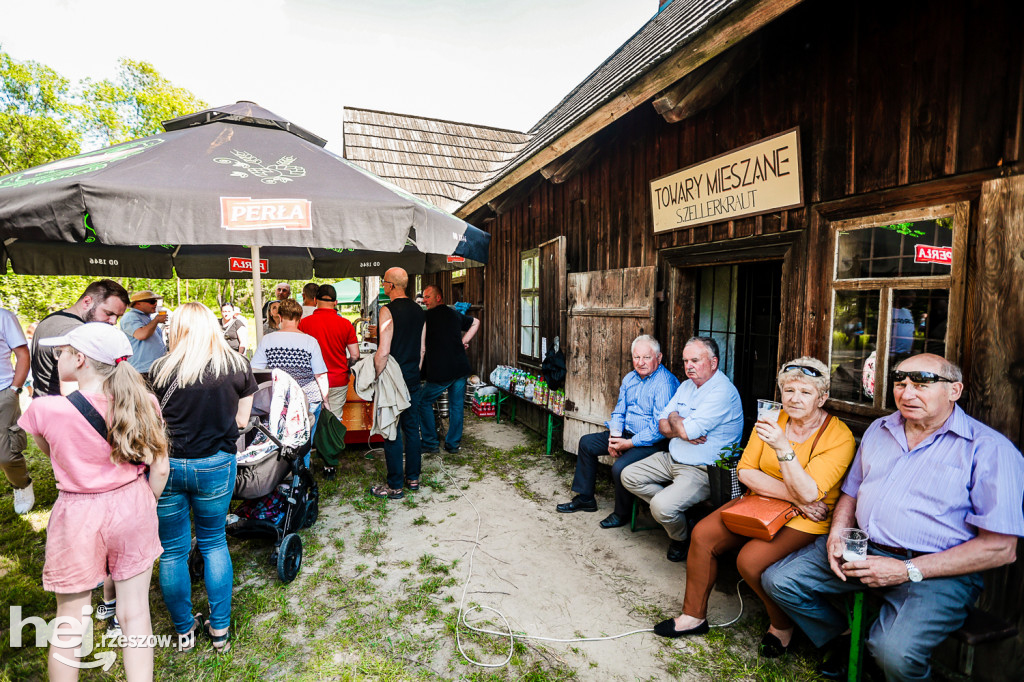 Prezentacje Twórczości Ludowej Lasowiaków i Rzeszowiaków