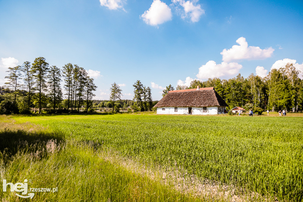 Prezentacje Twórczości Ludowej Lasowiaków i Rzeszowiaków