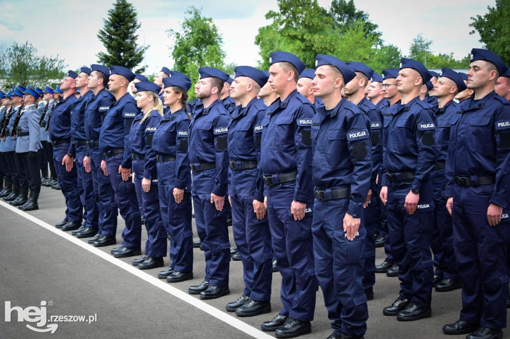 Ślubowanie policjantów