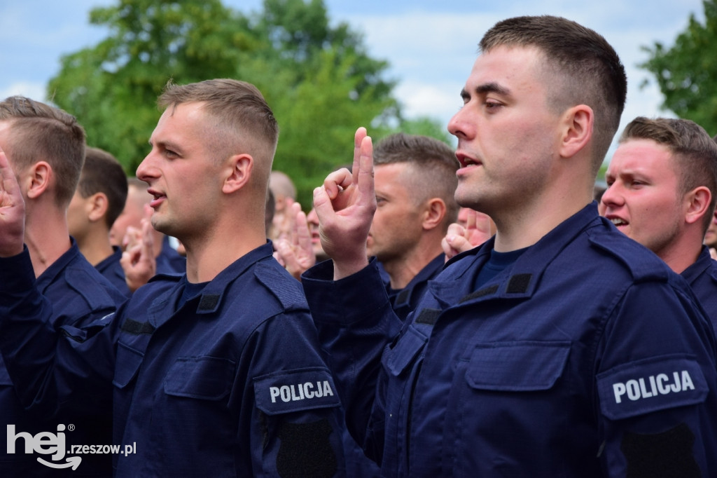 Ślubowanie policjantów