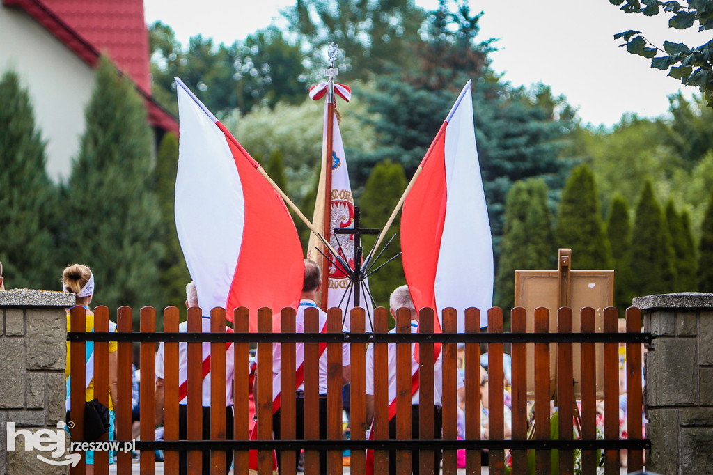 Pielgrzymi z Rzeszowa modlili się za Ojczyznę