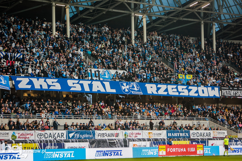 STAL RZESZÓW - APKLAN RESOVIA