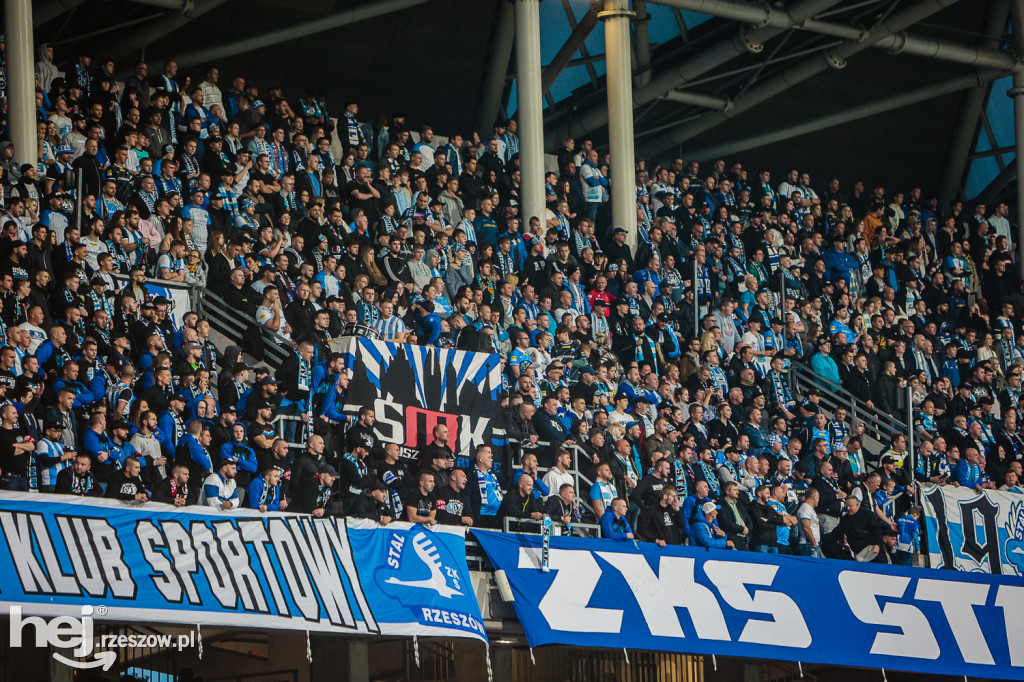 STAL RZESZÓW - APKLAN RESOVIA