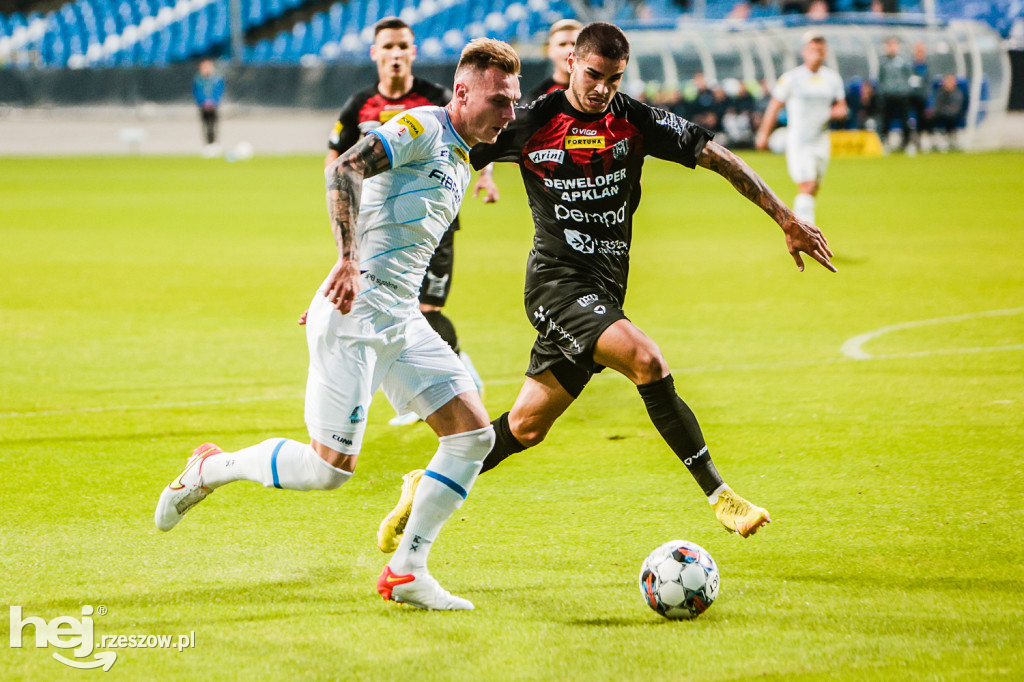 STAL RZESZÓW - APKLAN RESOVIA