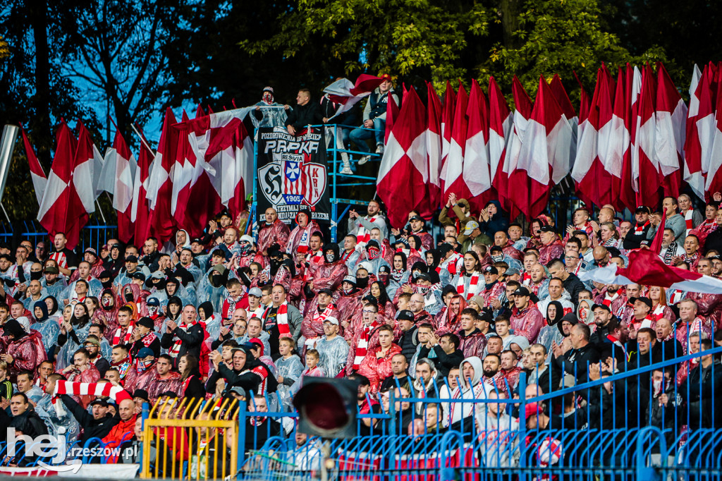 STAL RZESZÓW - APKLAN RESOVIA