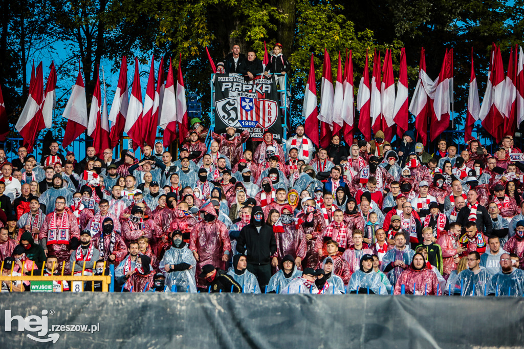 STAL RZESZÓW - APKLAN RESOVIA