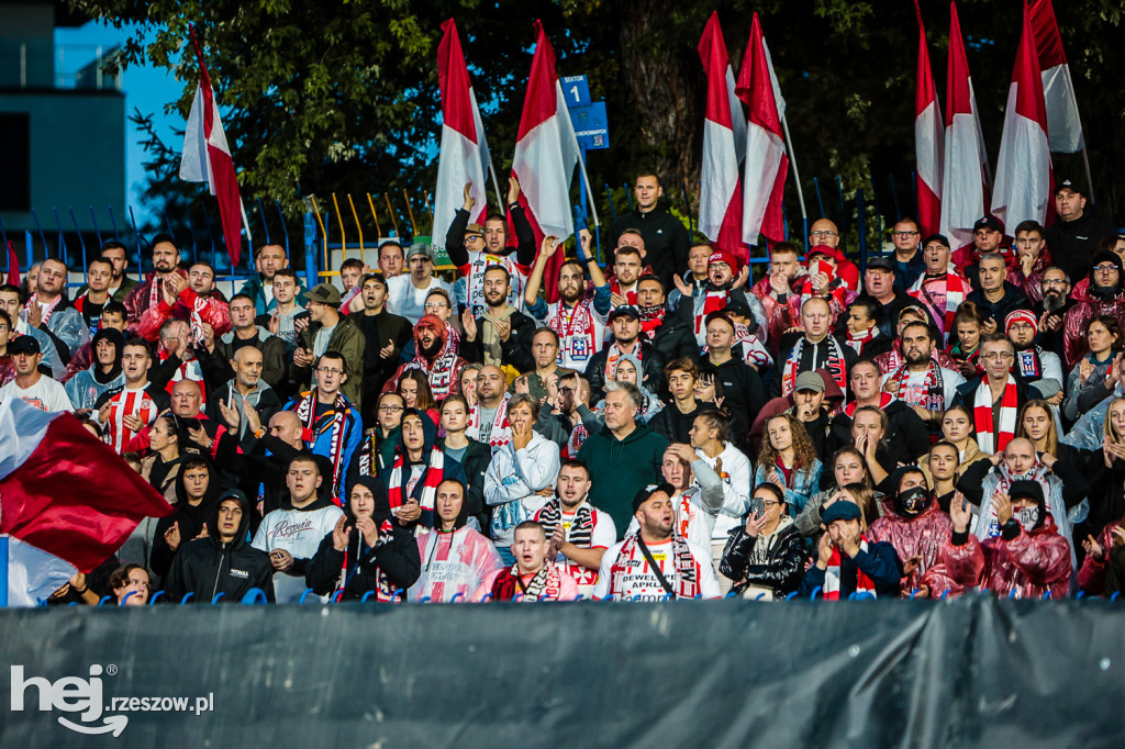 STAL RZESZÓW - APKLAN RESOVIA