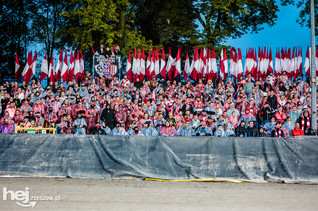 STAL RZESZÓW - APKLAN RESOVIA