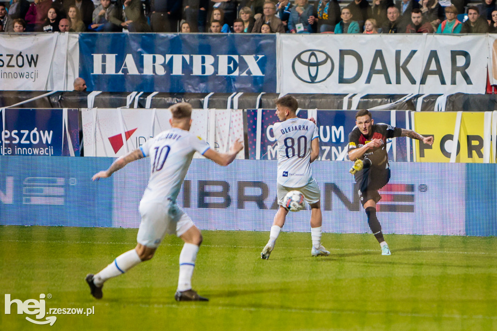 STAL RZESZÓW - APKLAN RESOVIA