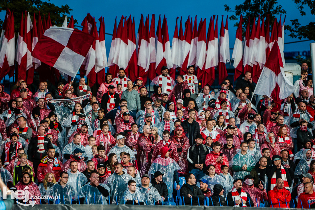 STAL RZESZÓW - APKLAN RESOVIA