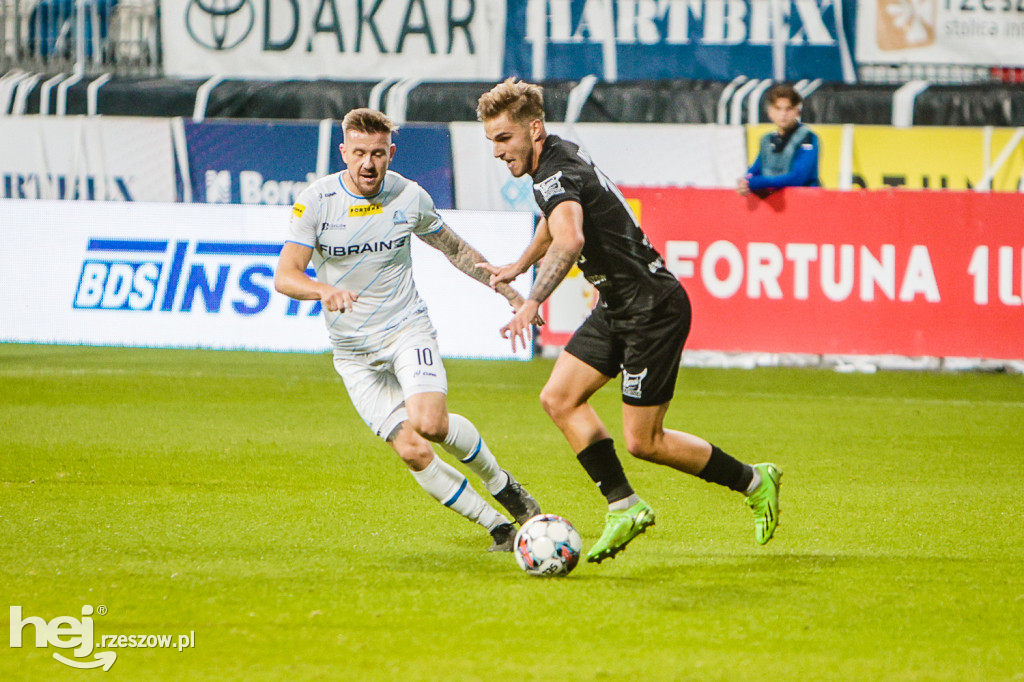 STAL RZESZÓW - APKLAN RESOVIA
