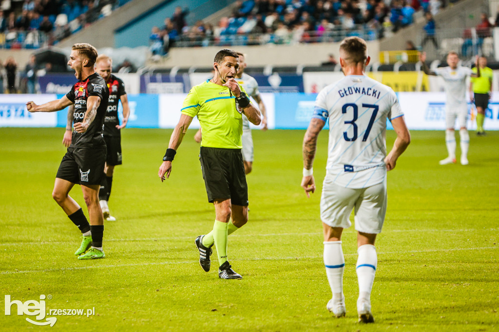 STAL RZESZÓW - APKLAN RESOVIA