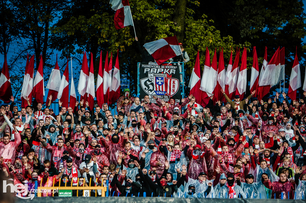 STAL RZESZÓW - APKLAN RESOVIA