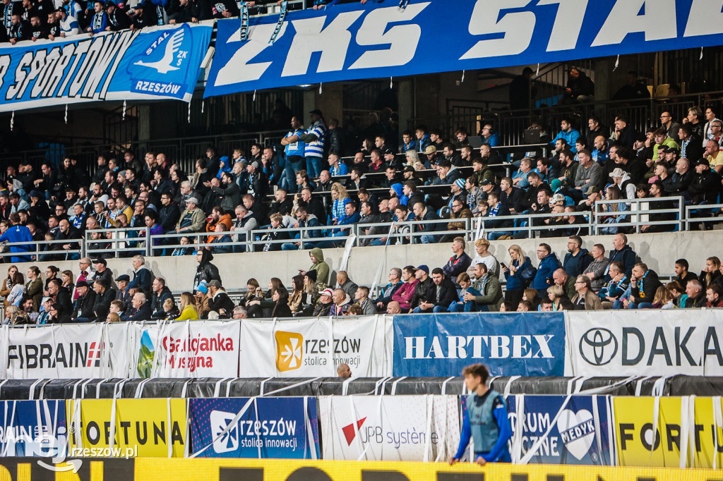 STAL RZESZÓW - APKLAN RESOVIA
