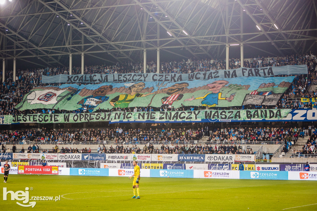 STAL RZESZÓW - APKLAN RESOVIA