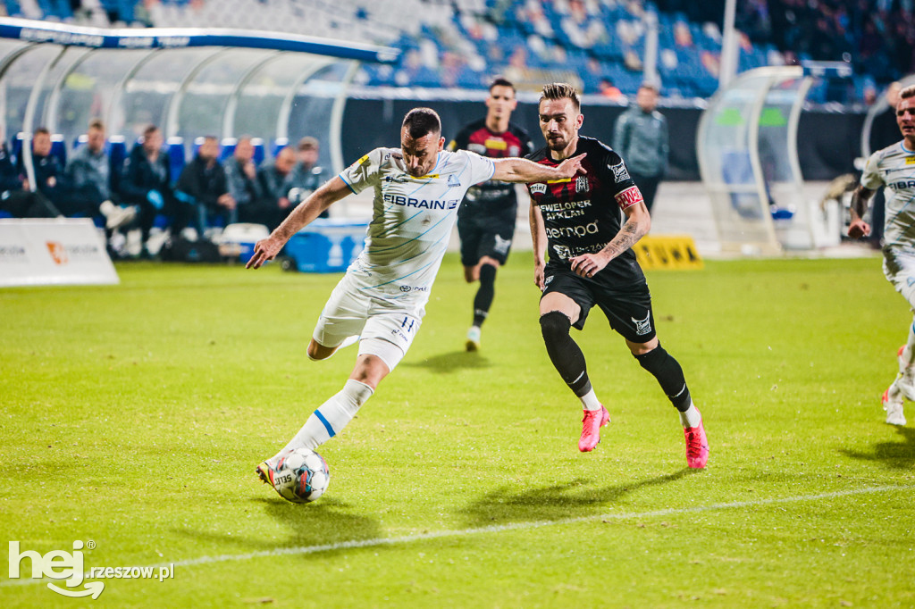 STAL RZESZÓW - APKLAN RESOVIA