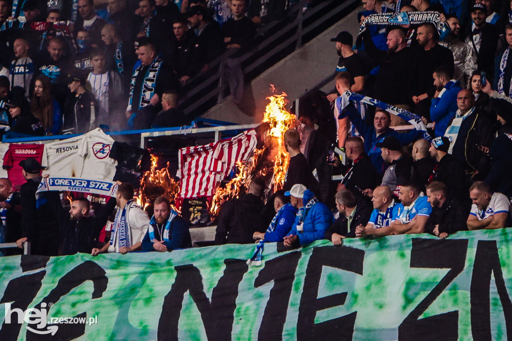 STAL RZESZÓW - APKLAN RESOVIA