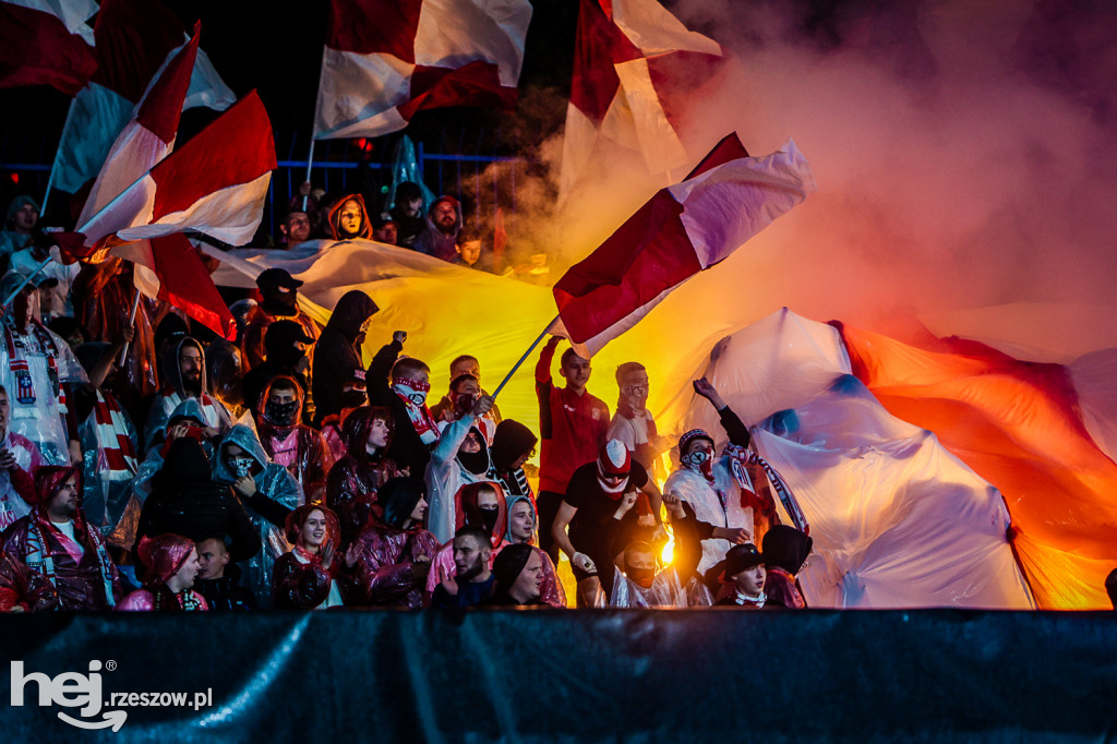 STAL RZESZÓW - APKLAN RESOVIA