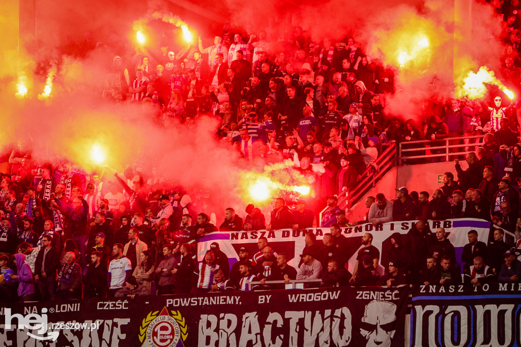STAL RZESZÓW - APKLAN RESOVIA