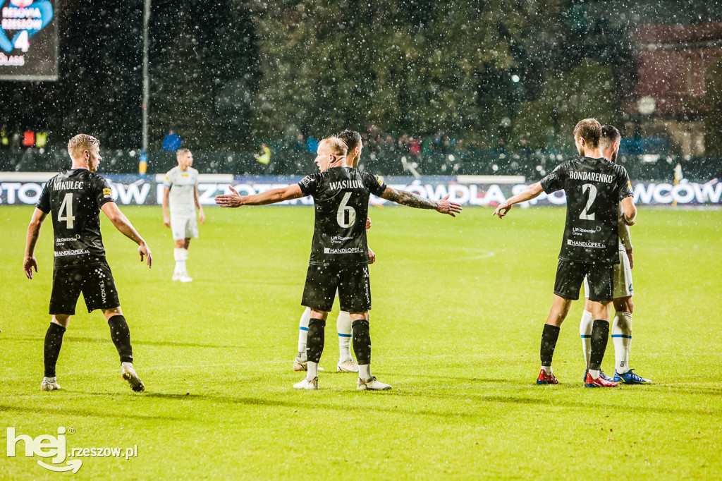 STAL RZESZÓW - APKLAN RESOVIA