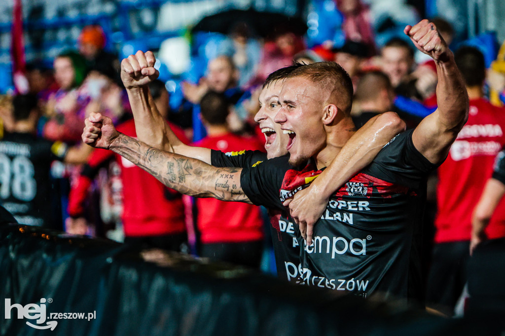 STAL RZESZÓW - APKLAN RESOVIA