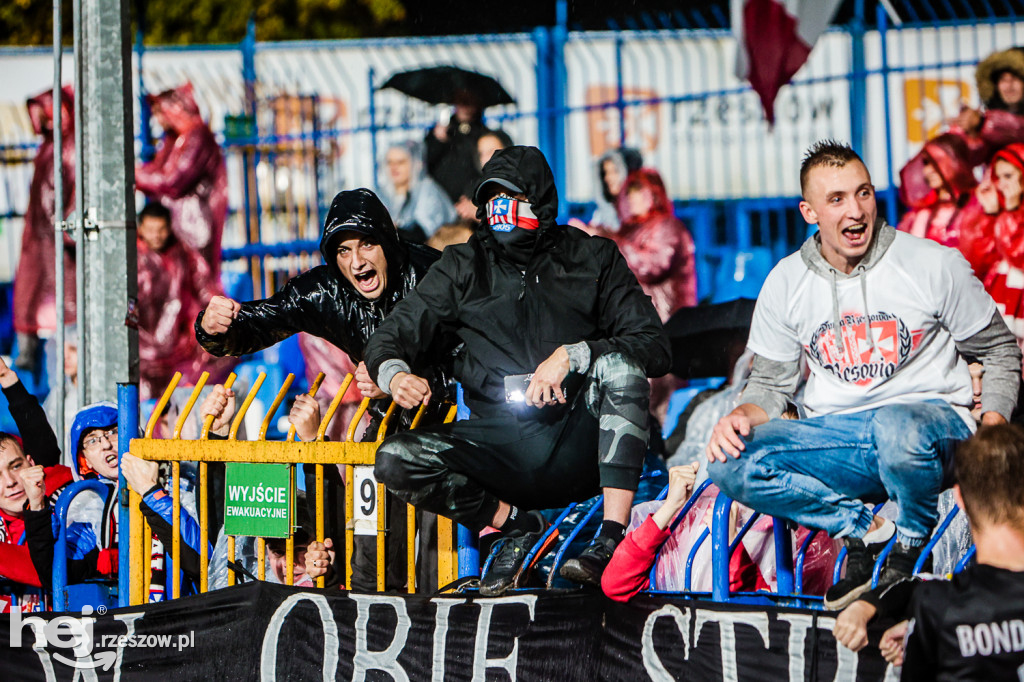 STAL RZESZÓW - APKLAN RESOVIA
