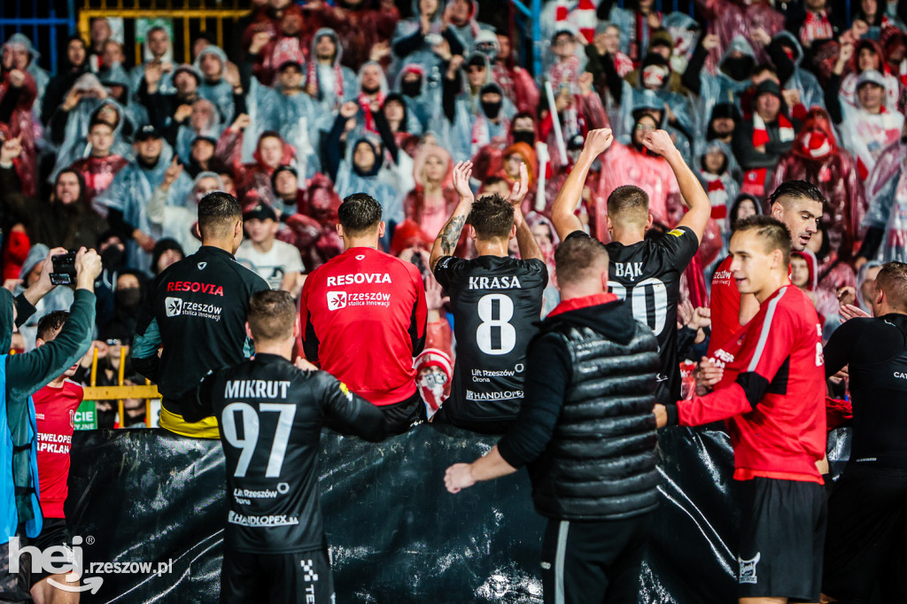 STAL RZESZÓW - APKLAN RESOVIA