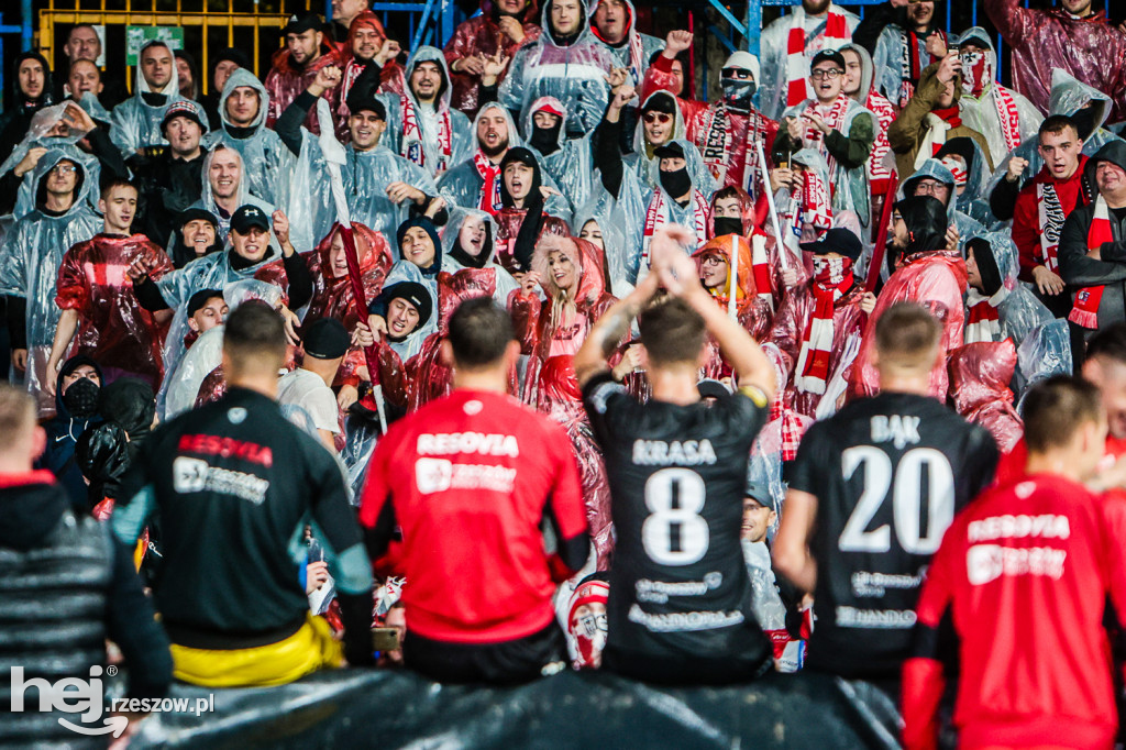 STAL RZESZÓW - APKLAN RESOVIA