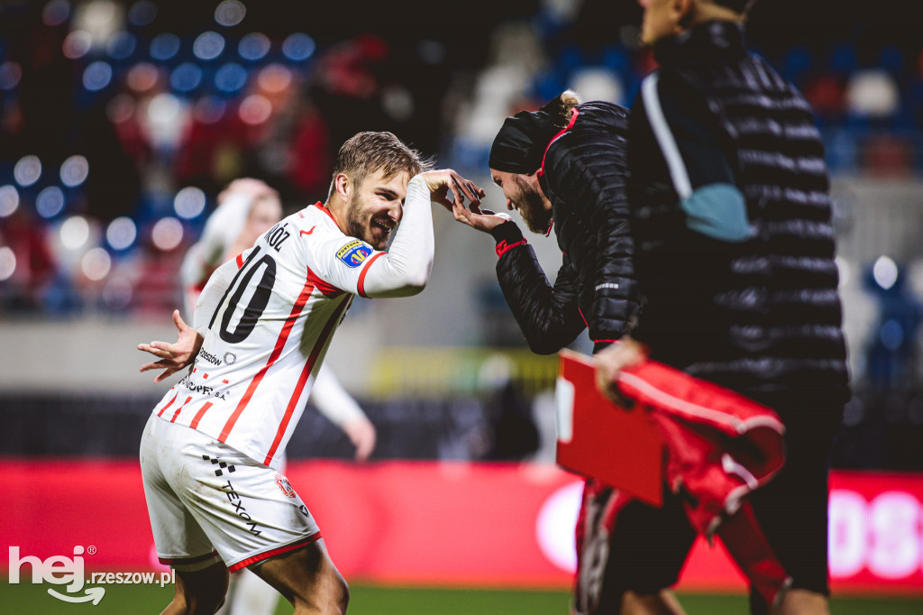 Apklan Resovia - Cracovia